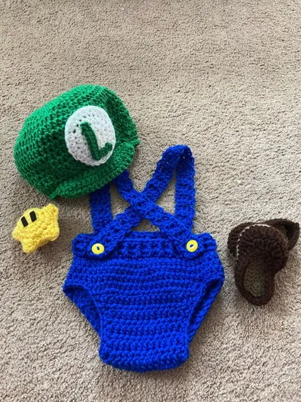 Fantasia Super Mario Bros Luigi em Crochê