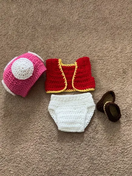 Fantasia Toad Menina do Super Mario Bros em Crochê