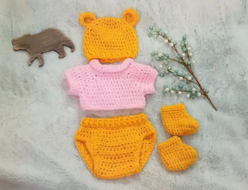 Fantasia Urso Pooh Menina em Crochê