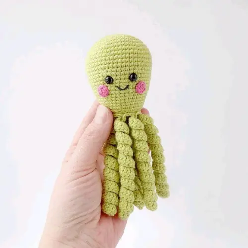 Polvo de crochê amigurumi