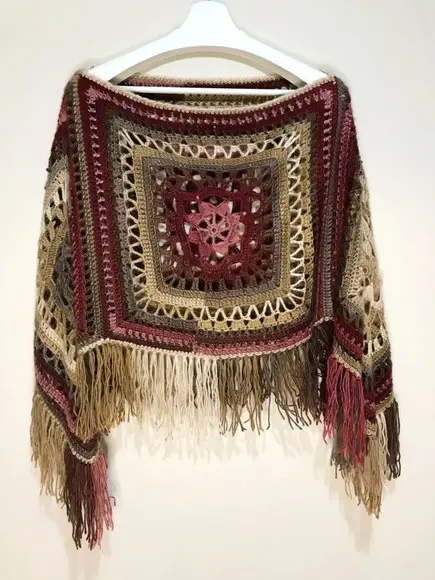 Poncho De Crochê