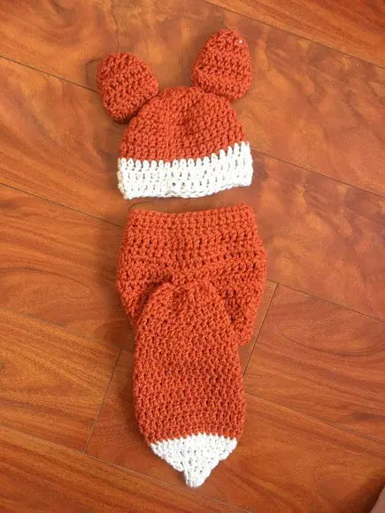 Raposa em crochê,para ensaio fotográfico em bebe