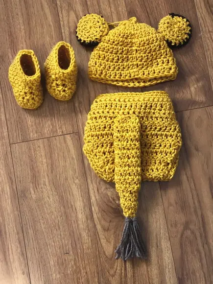 Roupinha Simba de crochê,para ensaio fotográfico bebe