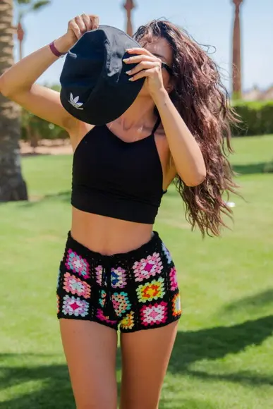 Short em crochê