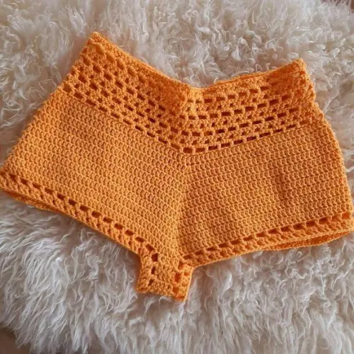 Shorts de crochê Lívia