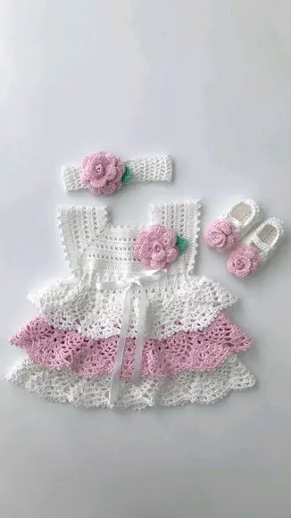 Vestido de Crochê Bebê