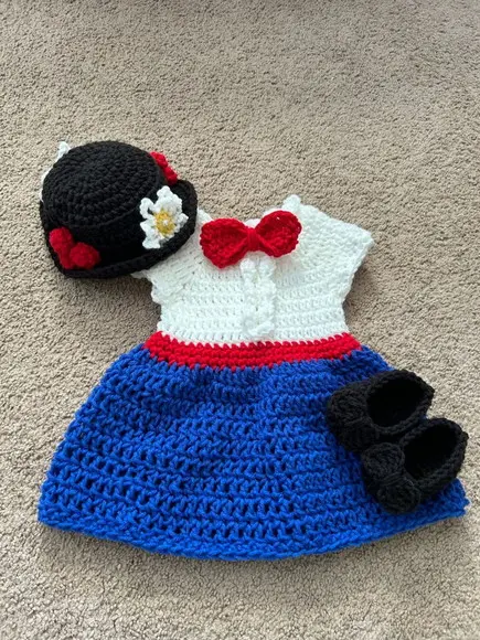 Vestido Fantasia Mary Poppins em Crochê