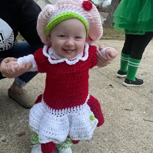 Vestido Moranguinho Bebê em Crochê