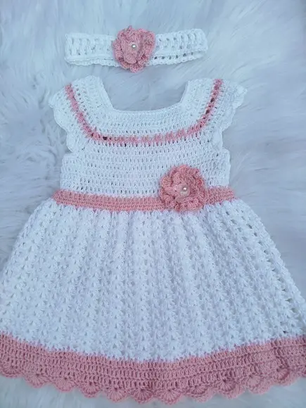 Vestido para Bebê em Crochê