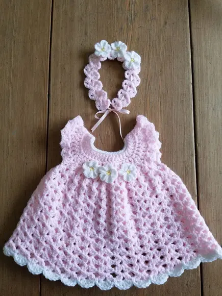 Vestido para Bebê em Crochê