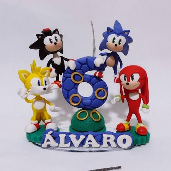 Vela personalizada Ouriço Azul e amigos