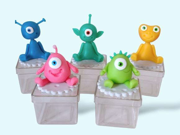 Monstrinhos alienígenas tema espaço lembrancinhas