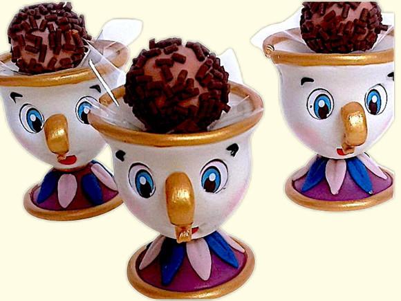 Forminhas para Doces e Trufas a Bela e a Fera de biscuit