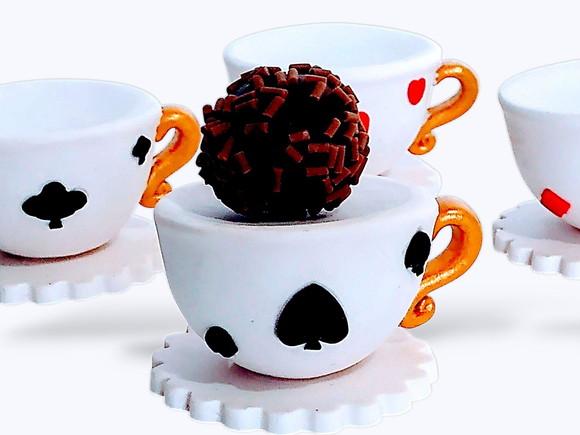 Forminhas para Doces Xícara da Alice no País das Maravilhas