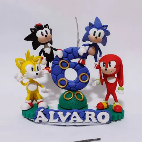 Vela personalizada Ouriço Azul e amigos