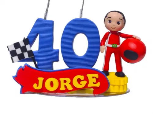 Vela Fórmula 1 com Boneco Aniversariante em Biscuit