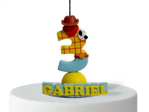 Vela de aniversário Xerife Story personalizada