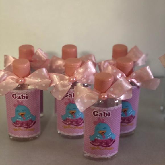 Álcool em Gel personalizado no tema Galinha Pintadinha!
