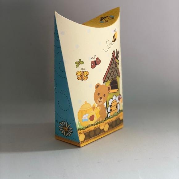 Caixa almofada KitKat Personalizada no tema Abelinha!!