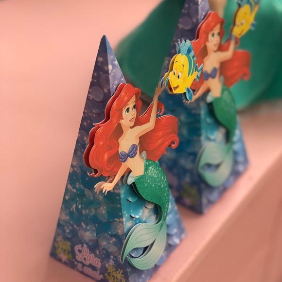Caixa Cone Personalizada No Tema Princesa Ariel