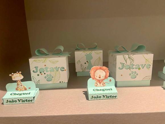 Caixa Cubo para pão de Mel Personalizada no tema Safari!