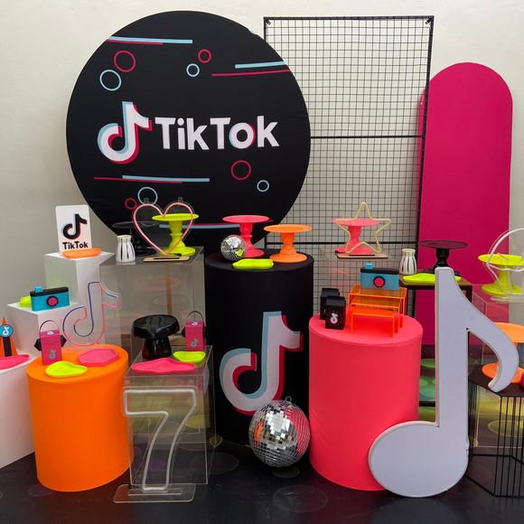 Caixa Diamante Personalizada no Tema Tiktok Neon!