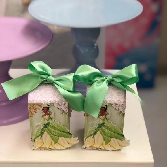 Caixa Milk Personalizada No Tema A Princesa E O Sapo!