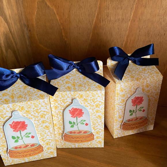 Caixa Milk Personalizada no Tema Bela e a Fera!