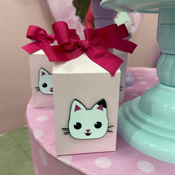 Caixa Milk Personalizada no Tema Casa Mágica da Gabby!!
