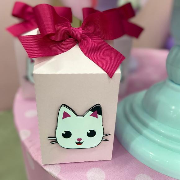 Caixa Milk Personalizada no Tema Casa Mágica da Gabby!!