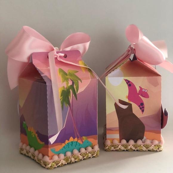 Caixa Milk Personalizada no tema Dinossauros Rosa