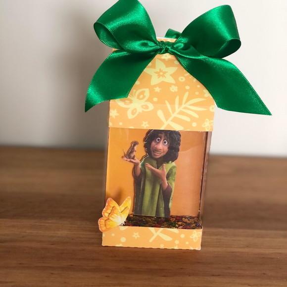 Caixa Milk Shaker Personalizada no tema Encanto Bruno!