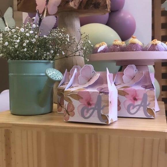 Caixa Sacola Personalizada no Tema Jardim!