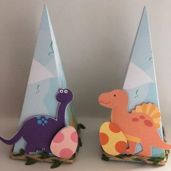 Caixas Cone Personalizada no tema Dinossauro Rosa!