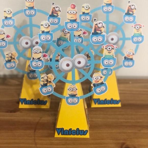 Caixas Cone Roda Gigante Personalizada no tema Minions!