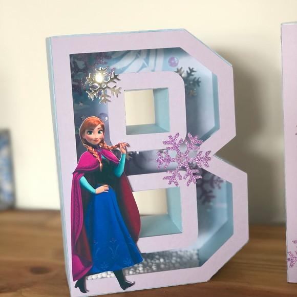 Letras e Números 3D! Personalizado na cor e tema da festa!