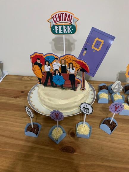 Topo de Bolo Personalizado no Tema Friends!