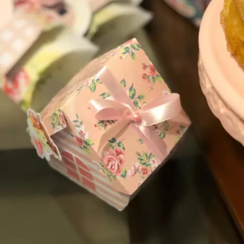 Caixa Casinha Personalizada no tema jardim das Fadas!