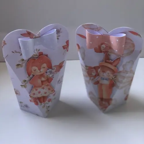 Caixa Coração Personalizada no tema Páscoa!