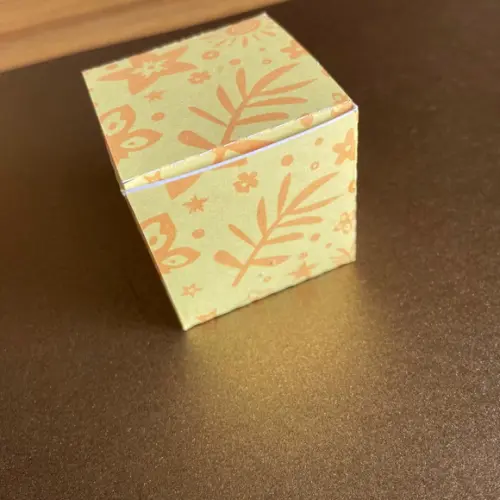 Caixa Cubo Personalizada para Decoração de Mesa Tema Encanto