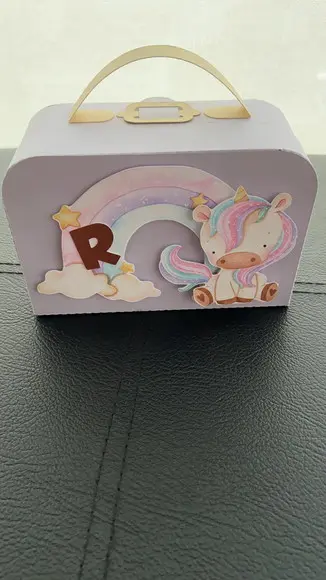 Caixa Lembrancinha Maleta Personalizada no tema Unicórnio