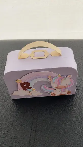 Caixa Lembrancinha Maleta Personalizada no tema Unicórnio