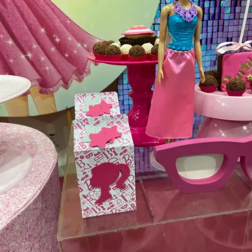Caixa Milk Personalizada no Tema Barbie!!!