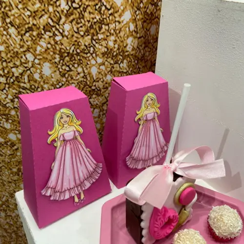 Caixa Sino Personalizada no Tema Barbie!