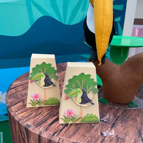 Caixa Sino Personalizada no Tema Animais Amazônia!