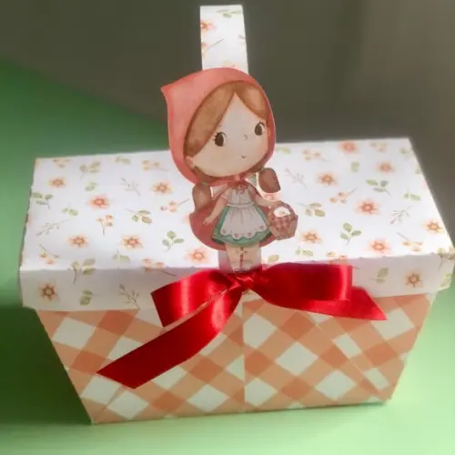 Cesta Piquenique Personalizada no Tema Chapeuzinho Vermelho!