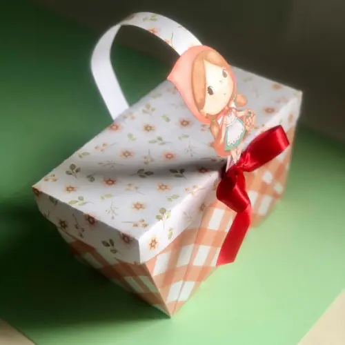 Cesta Piquenique Personalizada no Tema Chapeuzinho Vermelho!