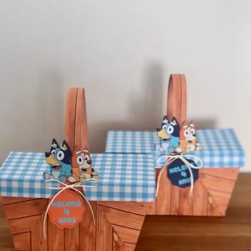 Cesta Piquenique Tema Cachorrinhos Coloridos!