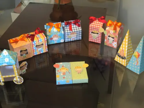 Kit 5 Caixas Milk Personalizadas no tema Arraiá