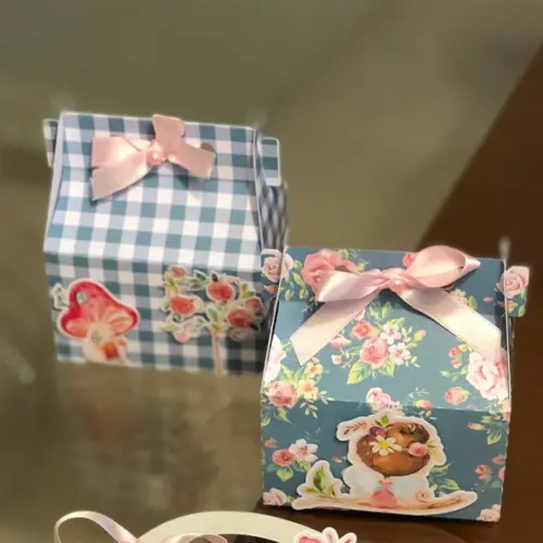 Kit 5 Caixas Sacola Personalizada no tema Jardim das Fadas!